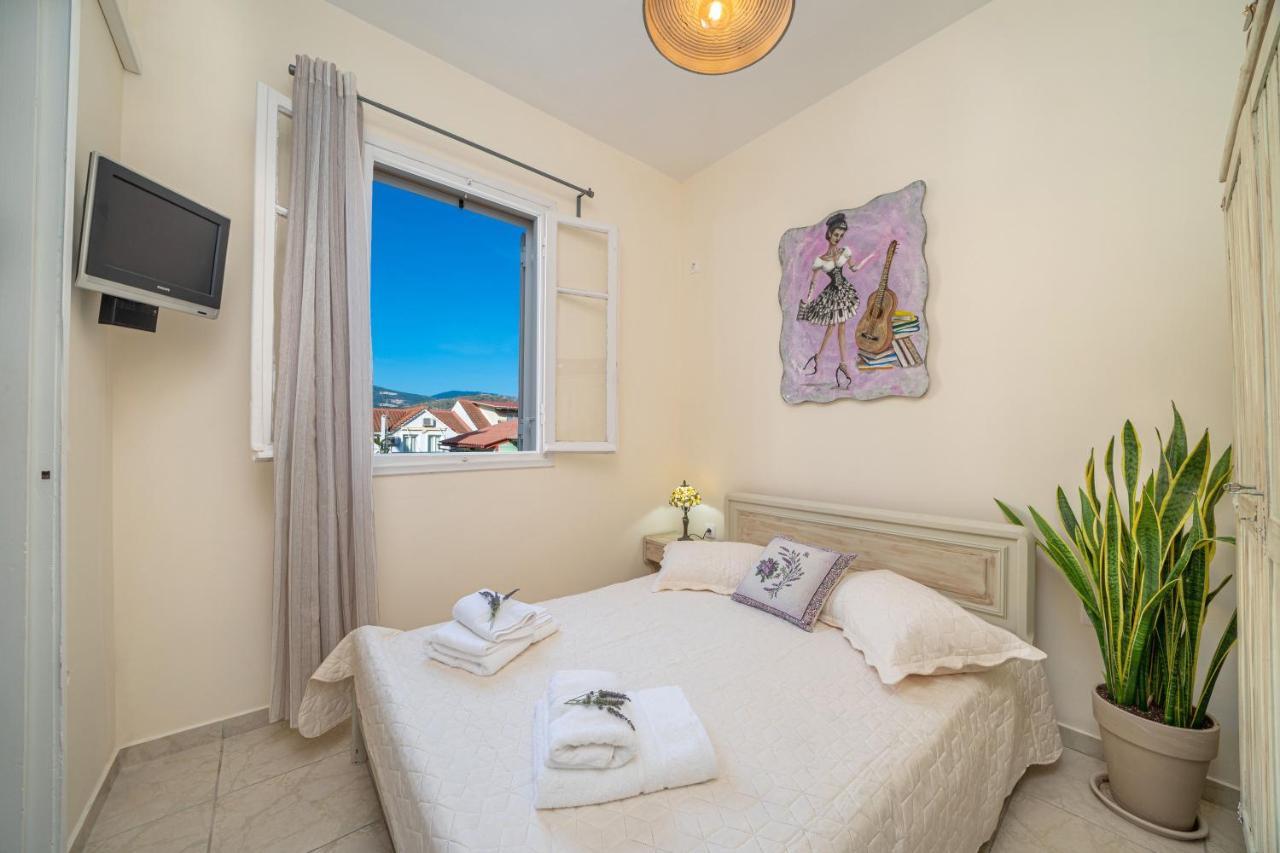 Flowers In The City - Elegant Home In Argostoli Eksteriør bilde